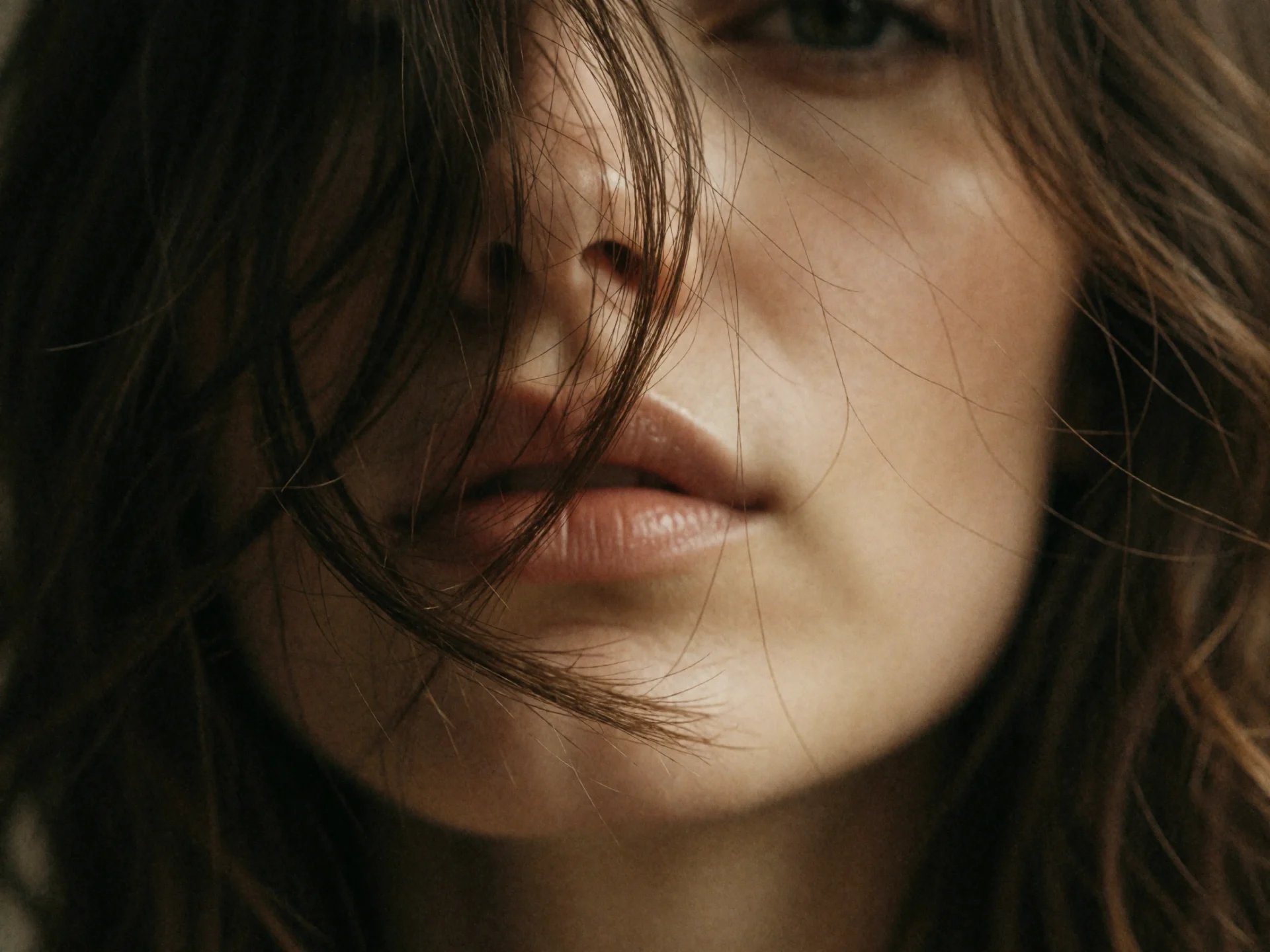 Photographic Skin, Light and Grain